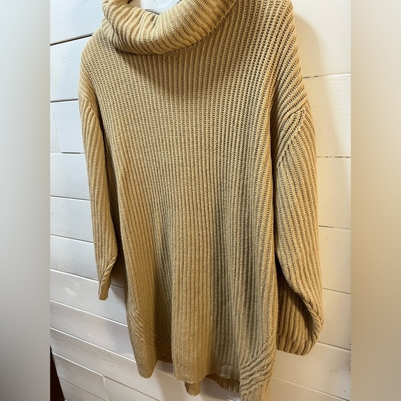 ABIBELLE – Camel Knit Tunic size XXL - Picture 6 of 9
